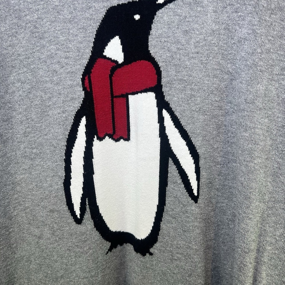 Torrid Womens Size 0 Gray Penguin Sweater Red Scarf‎ Long Sleeve Winter Penguins - Picture 3 of 5